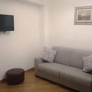  Apartment Bocconi